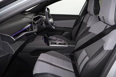 Vauxhall Grandland Photo 10