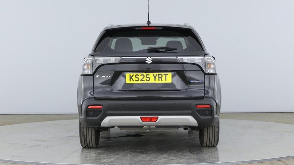 Suzuki S-Cross Photo autoweb-a9edca914a7a65403ff3d7e3cc60fd38233c4817.jpg