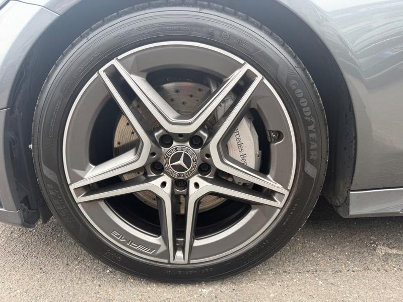 Used Mercedes-Benz C Class YE19UMZ 12