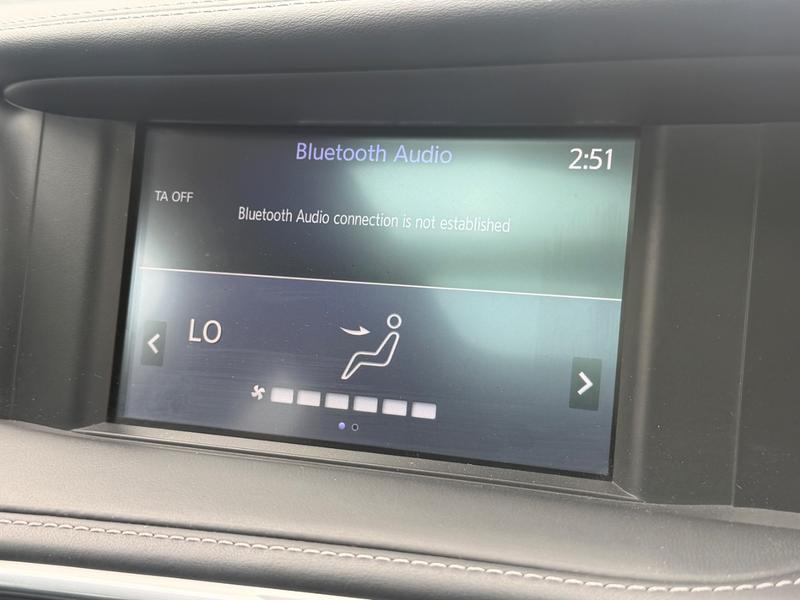 Used Infiniti Q30 YK19YGN 35