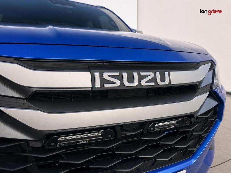 Isuzu D-max Photo autoweb-b04ea3584b41b0d2480da49b612a88a760f59964.jpg