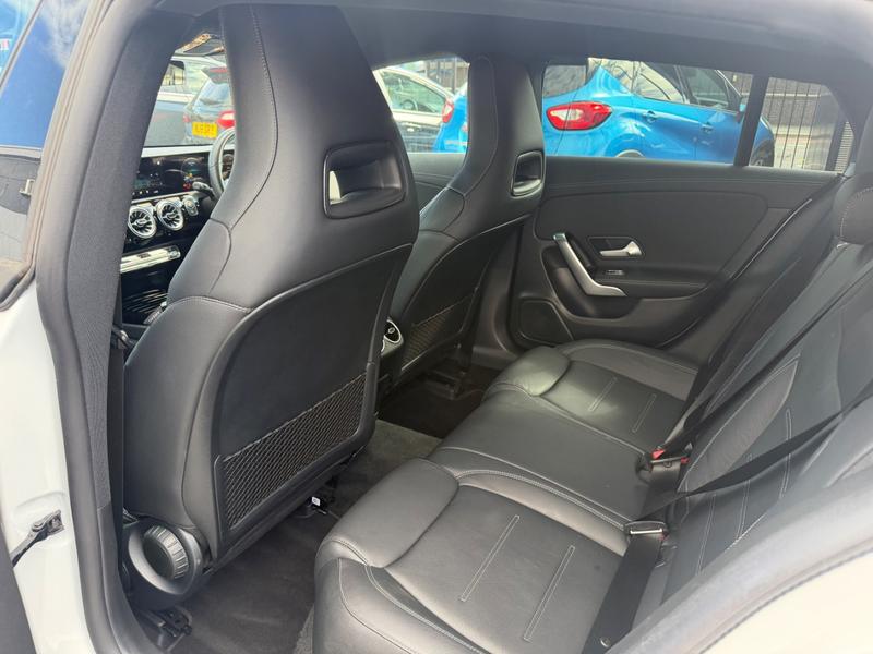 Used Mercedes-Benz CLA OV72BAO 25