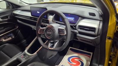 Jeep Avenger Photo 10