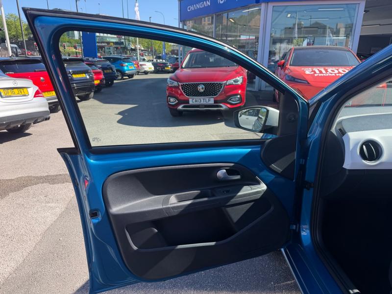 Used Volkswagen Up GF20VXS 29