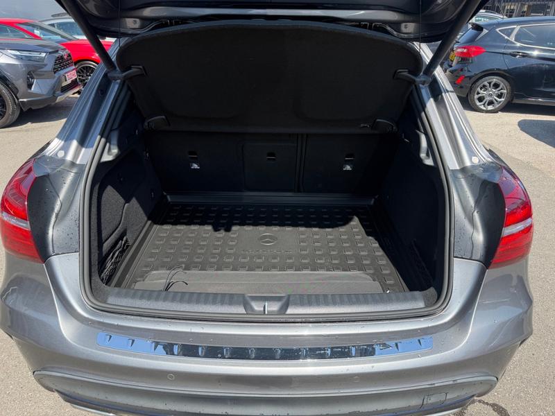 Used Mercedes-Benz GLA YS68XDB 26