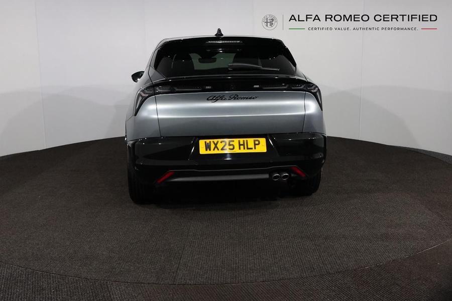 Alfa Romeo Junior Photo autoweb-b5339b8c3effc5f5e963867c67897aee3bcc2c7e.jpg