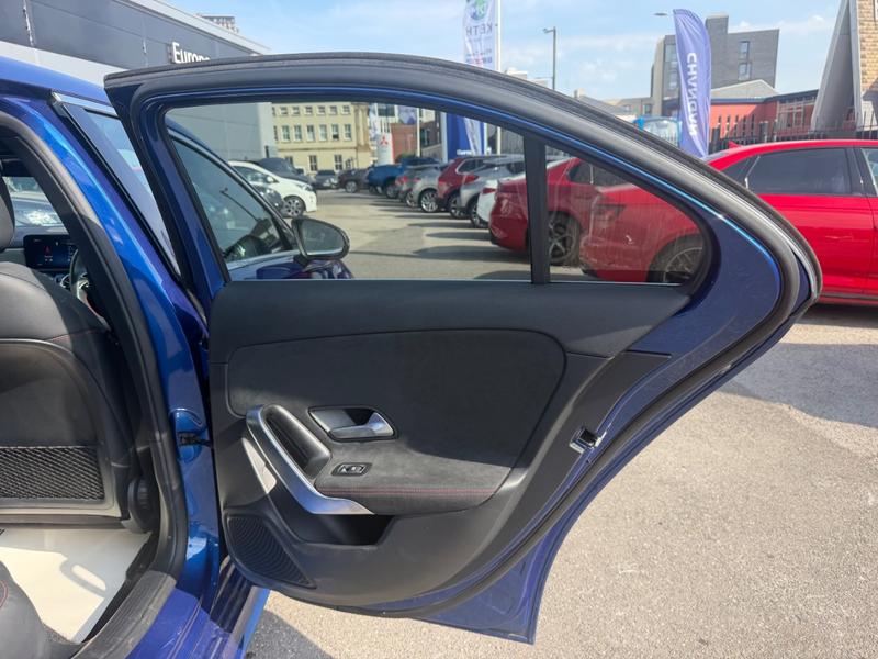 Used Mercedes-Benz A Class YN24WSV 18