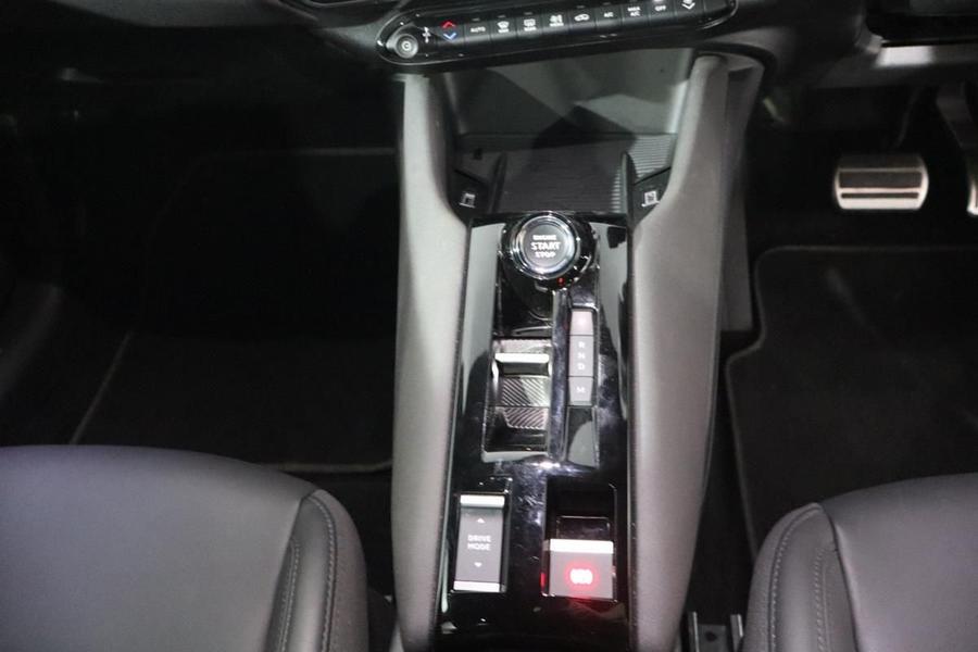 Alfa Romeo Junior Photo autoweb-b64fe5c053439630e8905669d39cc10f06e88acc.jpg
