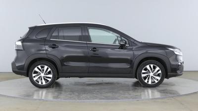 Suzuki S-Cross Photo 4