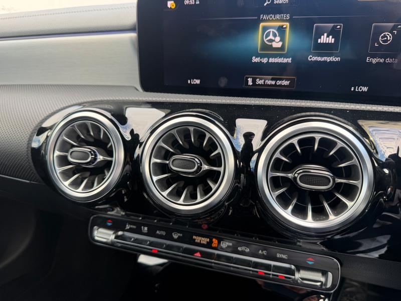 Used Mercedes-Benz CLA OV72BAO 42