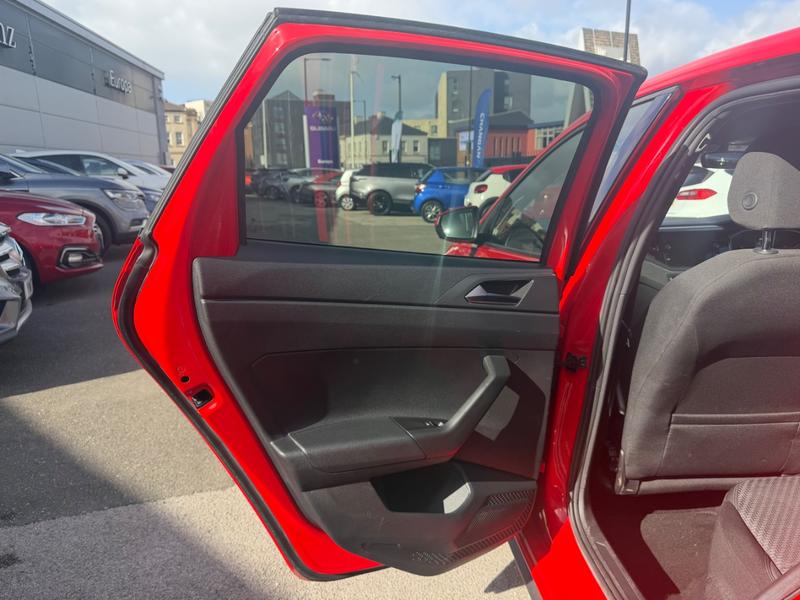 Used Volkswagen Polo MT69KKR 23
