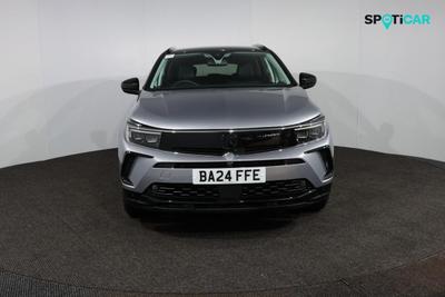Vauxhall Grandland Photo 1