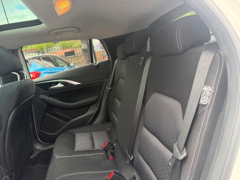 Used Infiniti Q30 YK19YGN 20