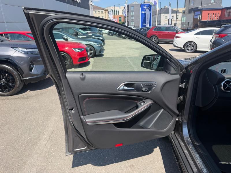 Used Mercedes-Benz GLA YS68XDB 30