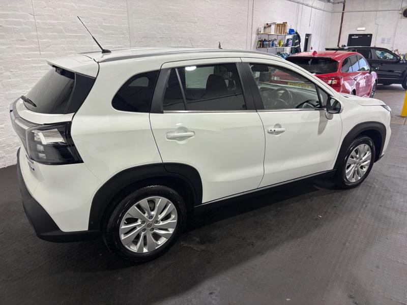 Suzuki S-Cross Photo autoweb-bd9a3848fd714a287532c7bfafed899aad891ca9.jpg