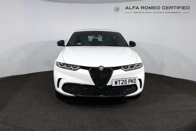 Alfa Romeo Tonale Photo 1
