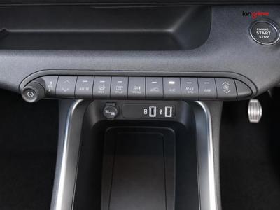 Jeep Avenger Photo 23