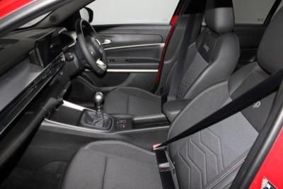 Jeep Avenger Photo 10