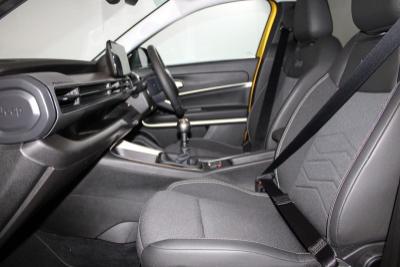 Jeep Avenger Photo 10
