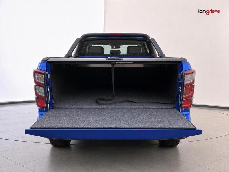 Isuzu D-max Photo autoweb-d266338740cf431264c713a592e54bca8ce08400.jpg