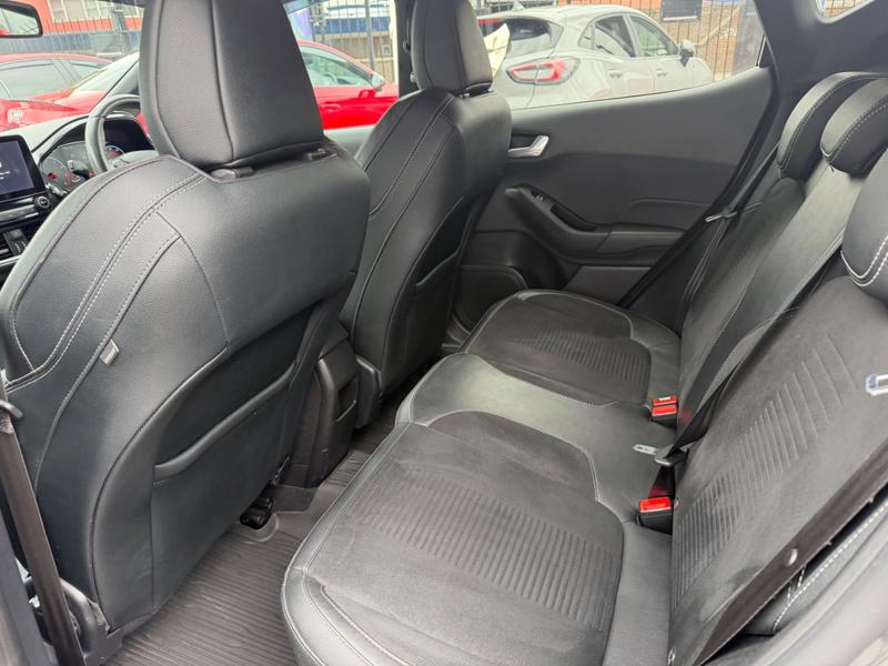 Used Ford Fiesta YS69AVJ 26