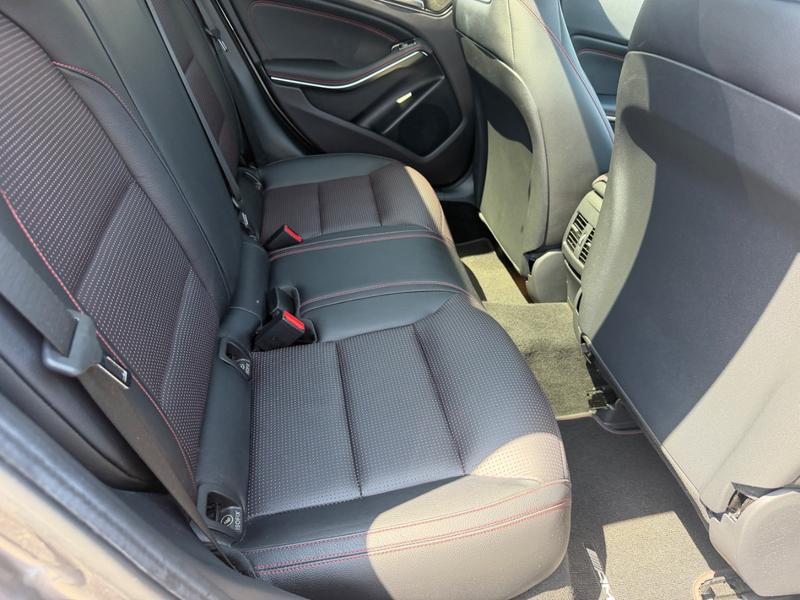 Used Mercedes-Benz GLA YS68XDB 22
