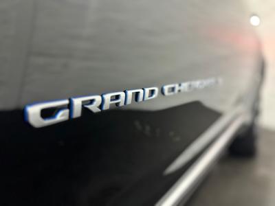 Jeep Grand Cherokee Photo 7
