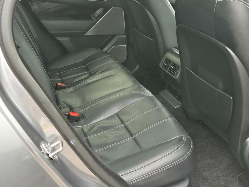 Used Land Rover Range Rover Velar FX21VGV 28