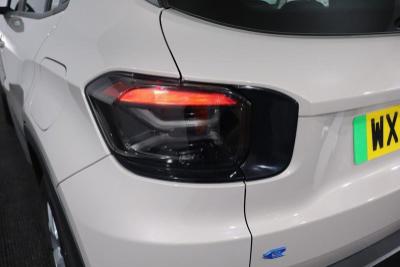 Jeep Avenger Photo 18
