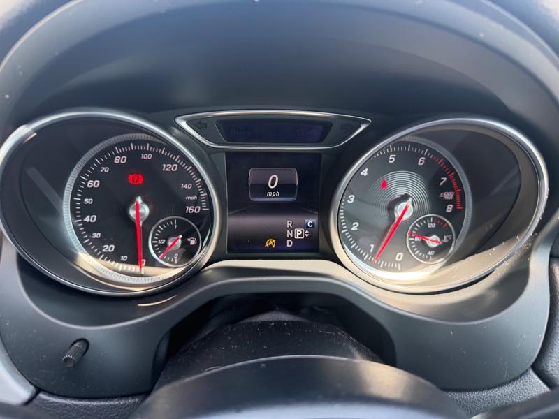 Used Mercedes-Benz GLA YS68XDB 33