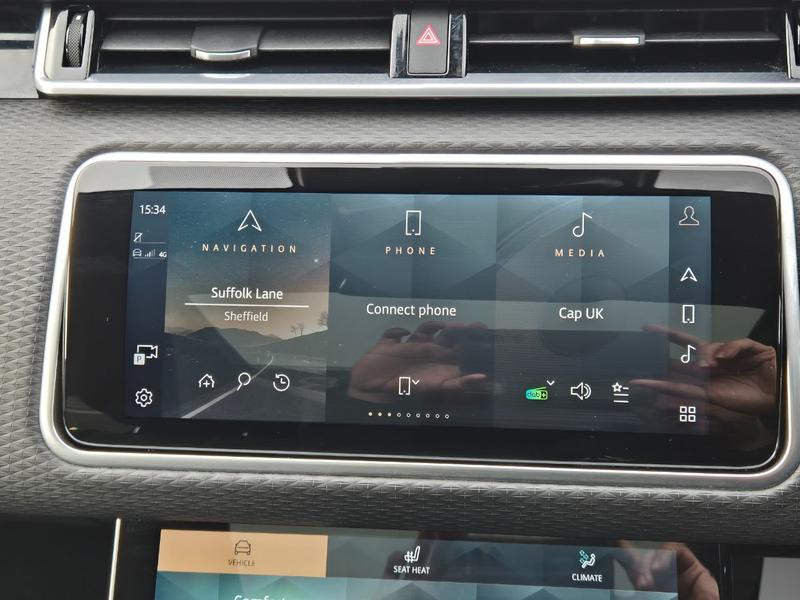 Used Land Rover Range Rover Velar FX21VGV 37