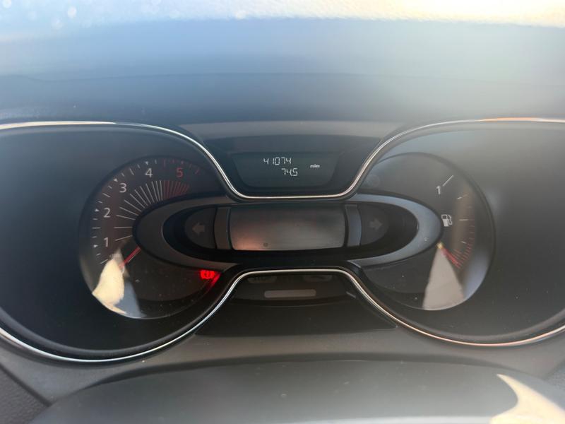 Used Renault Captur NA17CUJ 27