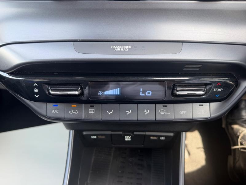 Used Hyundai BAYON YX73UCH 44