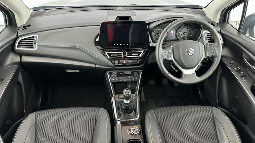 Suzuki S-Cross Photo autoweb-e0a07343a694d7539db903f31b0b6a31c5b8194e.jpg