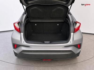 Toyota C-HR Photo 9