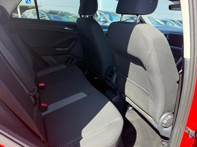 Used Volkswagen T-Roc YC71RRV 17