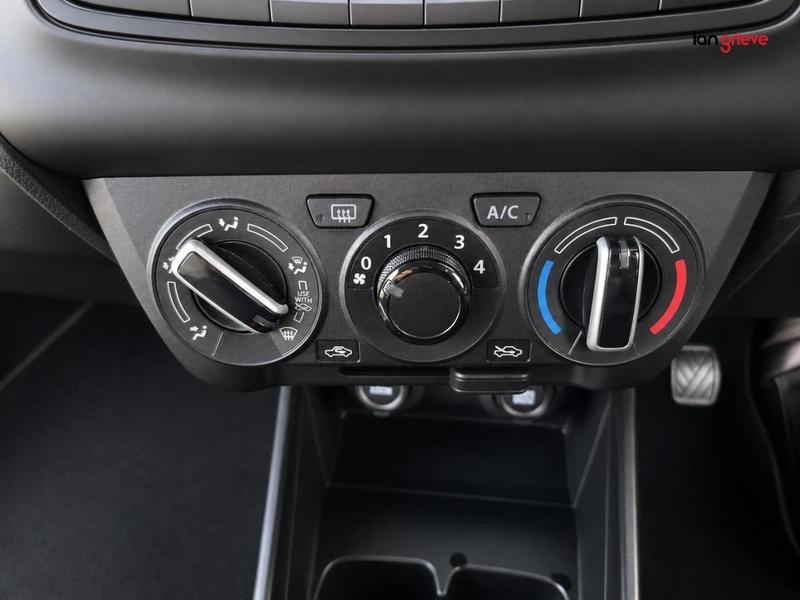 Suzuki Swift Photo autoweb-e40ae803be6928e707f85196022781ee6c894633.jpg