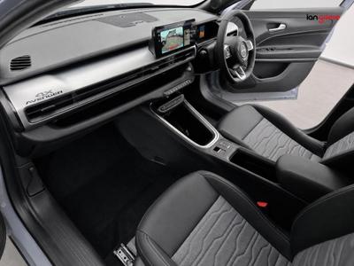 Jeep Avenger Photo 13