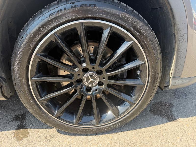 Used Mercedes-Benz GLA YS68XDB 9
