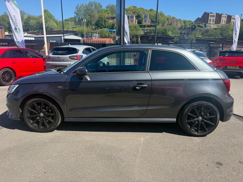 Used Audi A1 PG17BWO 4