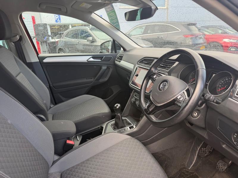 Used Volkswagen Tiguan YR18ZDJ 15