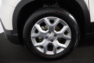 Jeep Avenger Photo 8