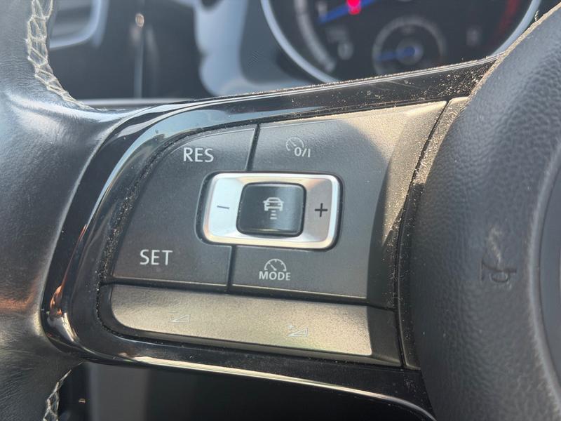Used Volkswagen Golf DX15ZTH 36