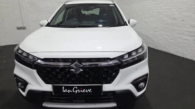 Suzuki S-Cross Photo 3
