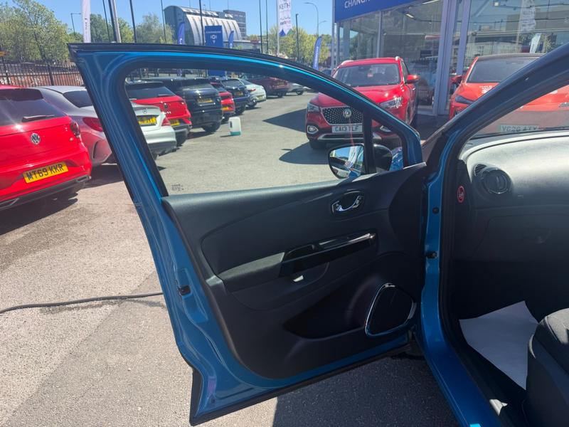 Used Renault Captur NA17CUJ 24