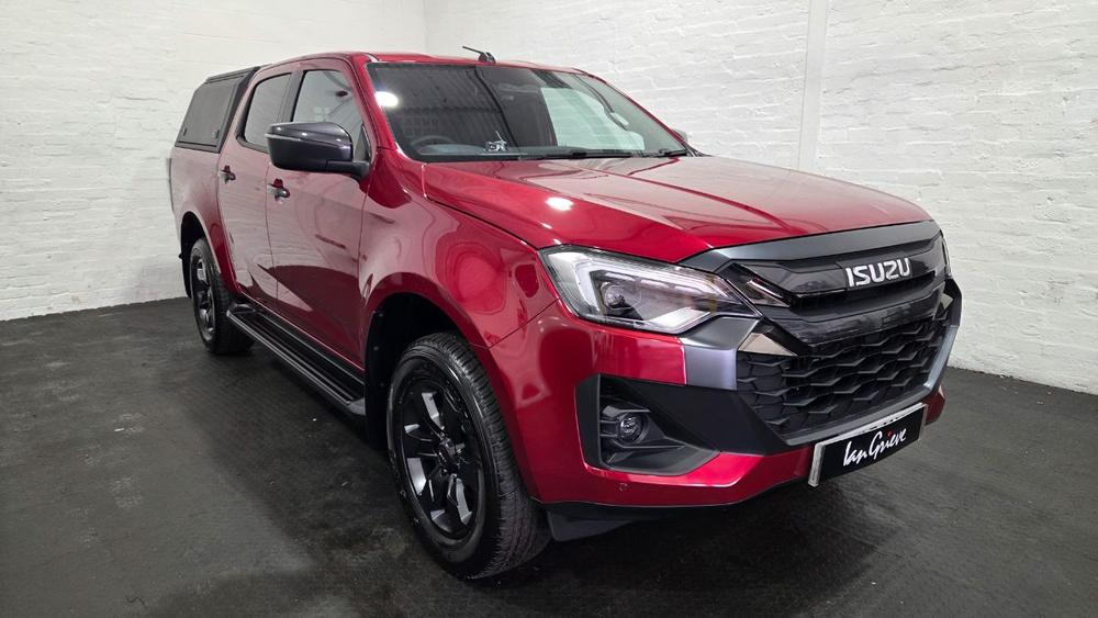 Isuzu D-max Photo autoweb-ecaae57dd10223f7848b00e5d0f9a34d34f2c52c.jpg