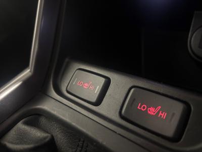 Suzuki S-Cross Photo 23