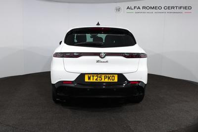 Alfa Romeo Tonale Photo 5