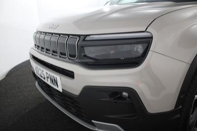 Jeep Avenger Photo 17