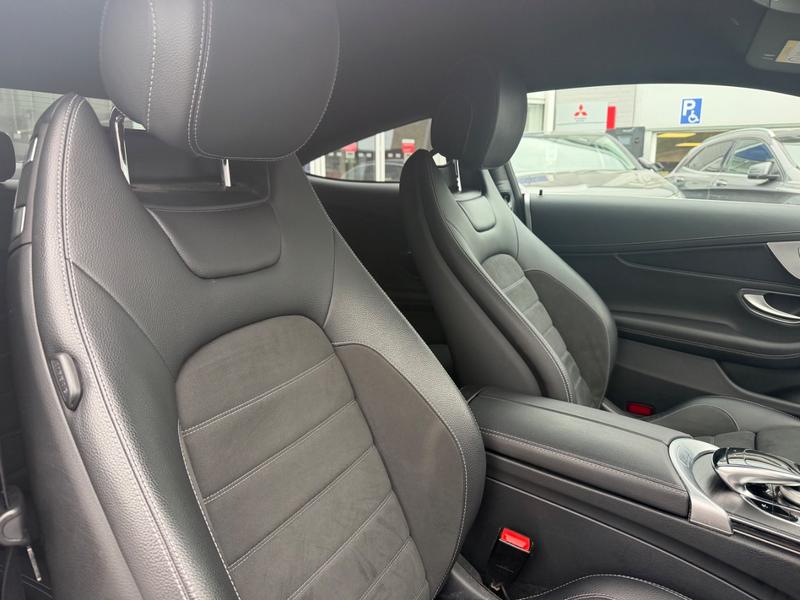 Used Mercedes-Benz C Class YE19UMZ 16